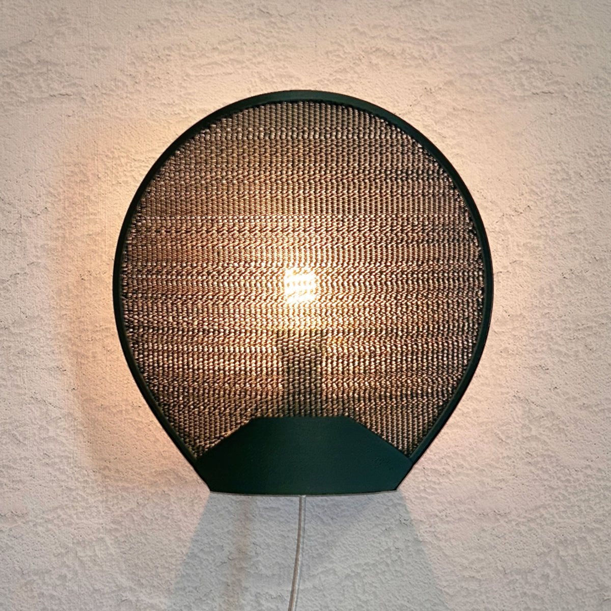 AURA Wall Lamp