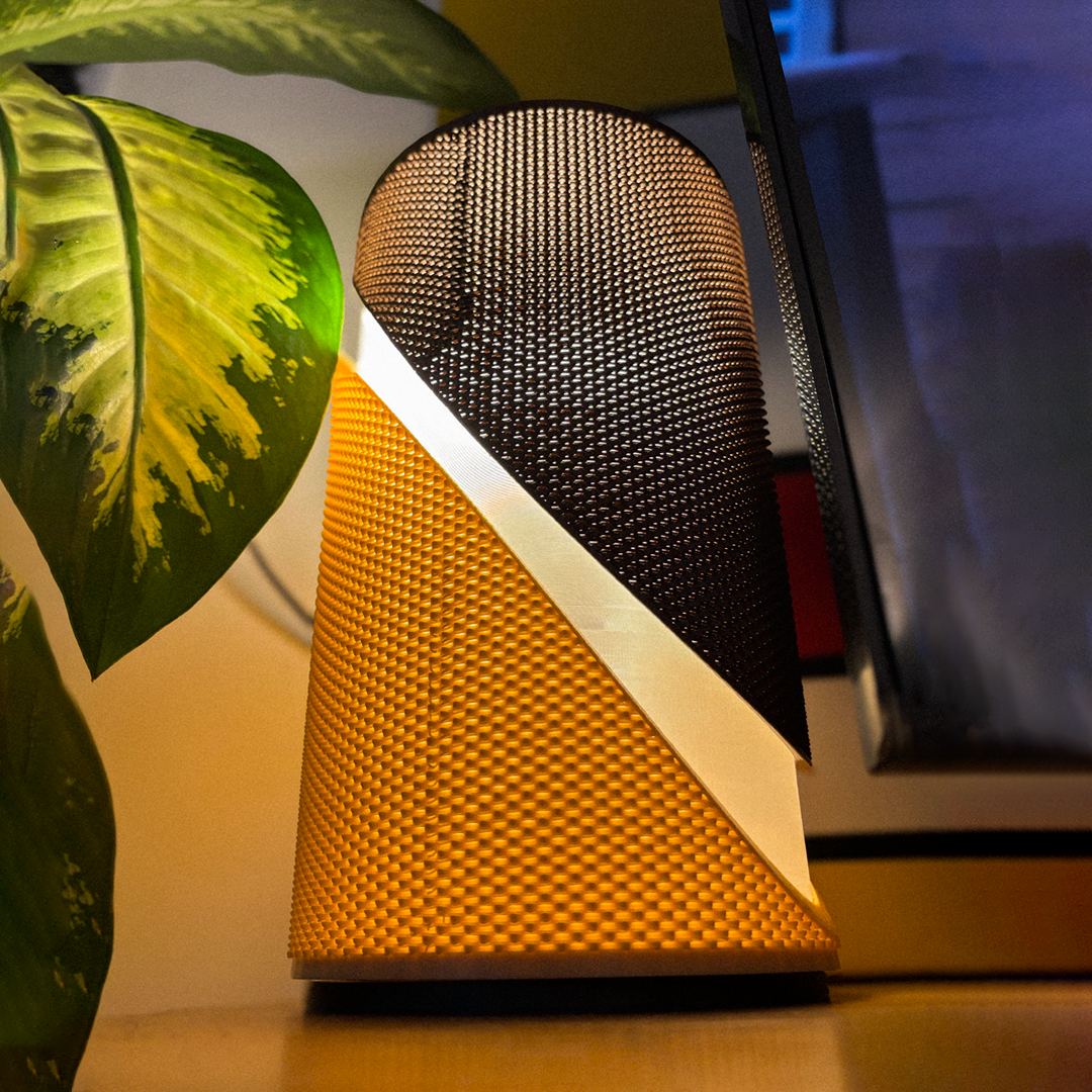 Axel Table Lamp