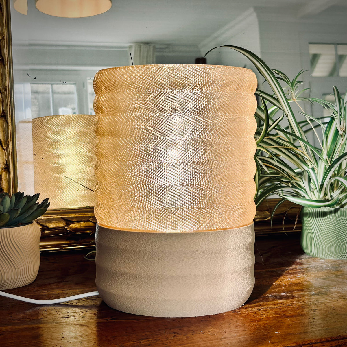 Malla Table Lamp
