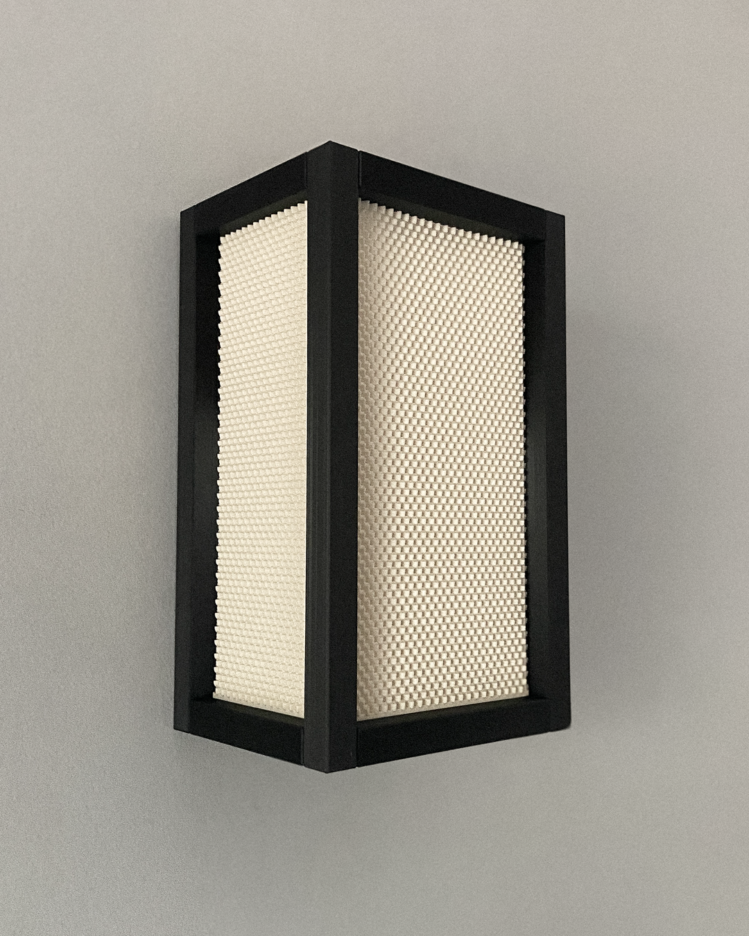 Riku Wall Lamp