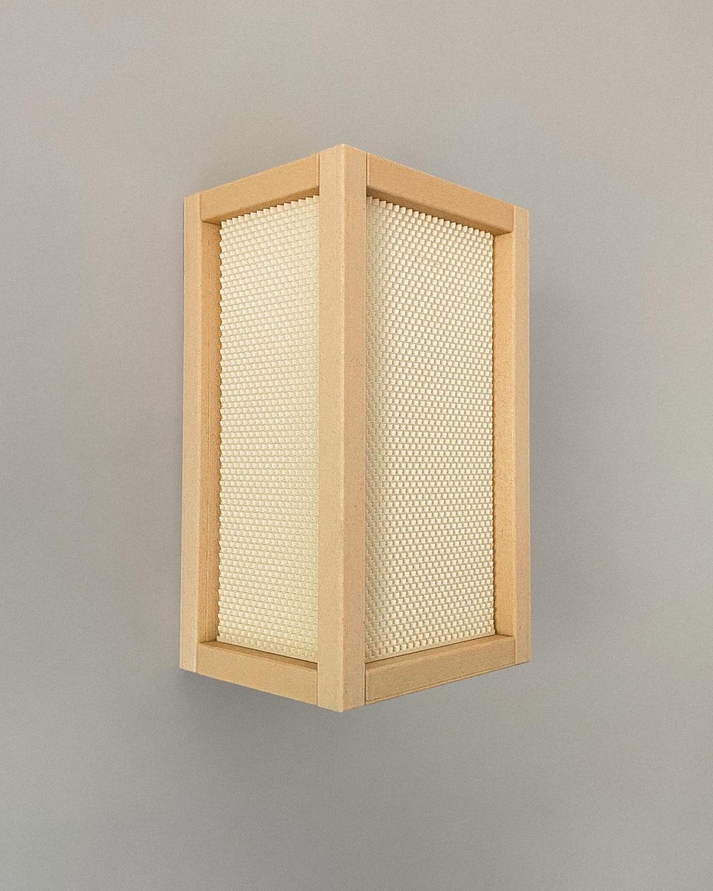 Riku Wall Lamp