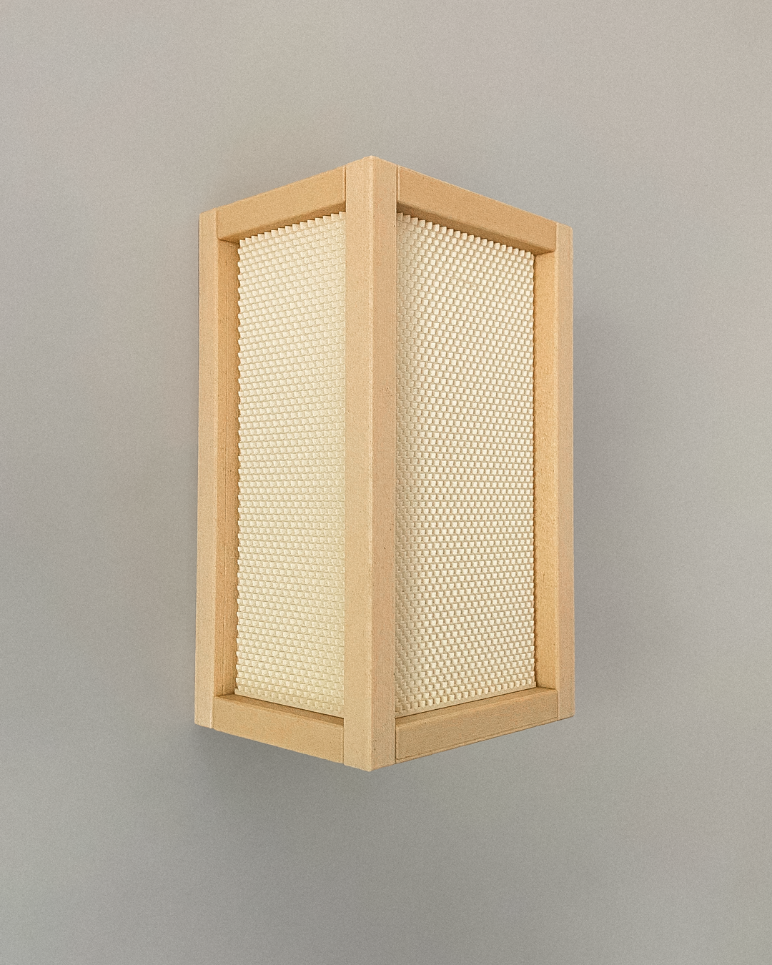 Riku Wall Lamp