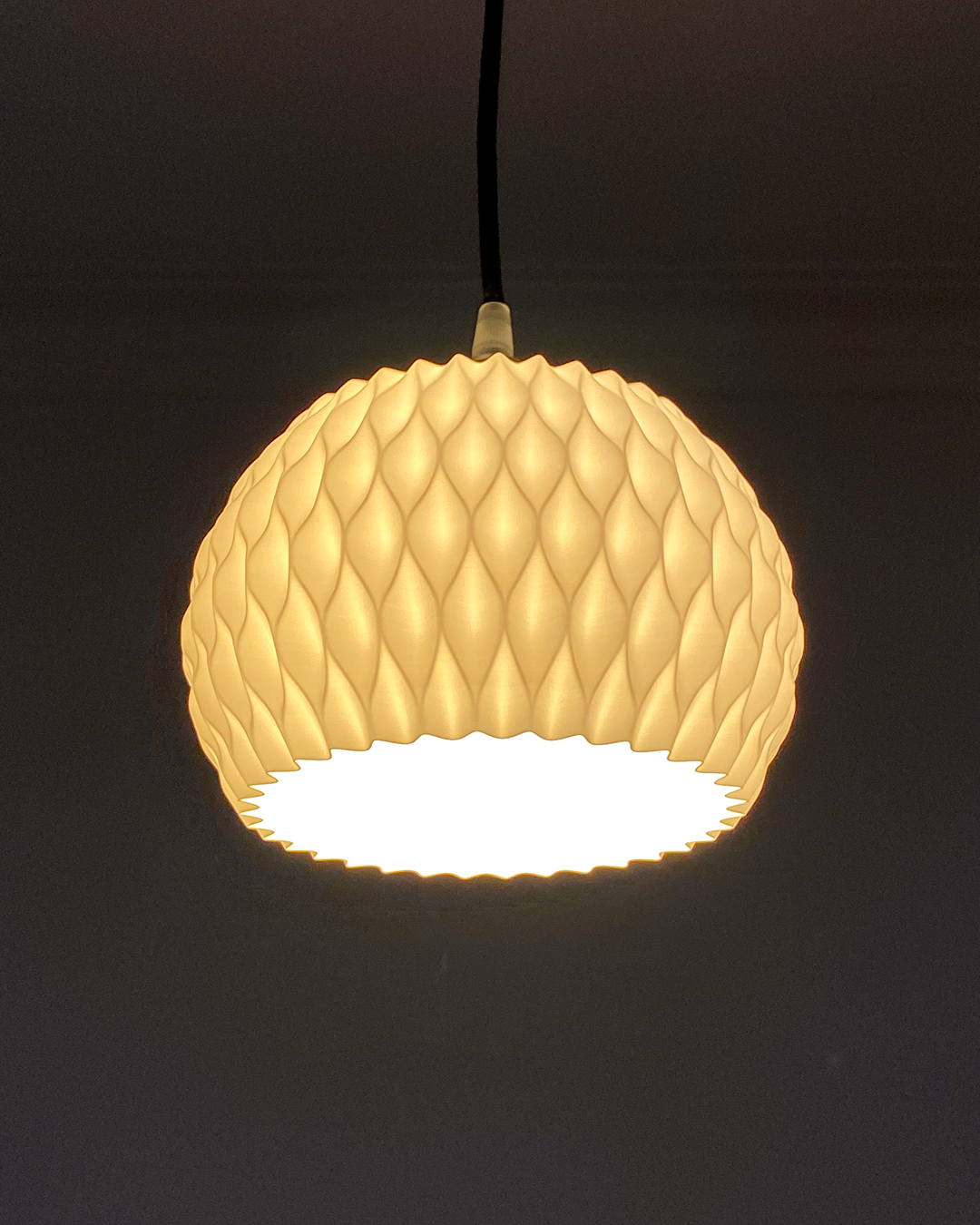 Wavy Pendant Lamp